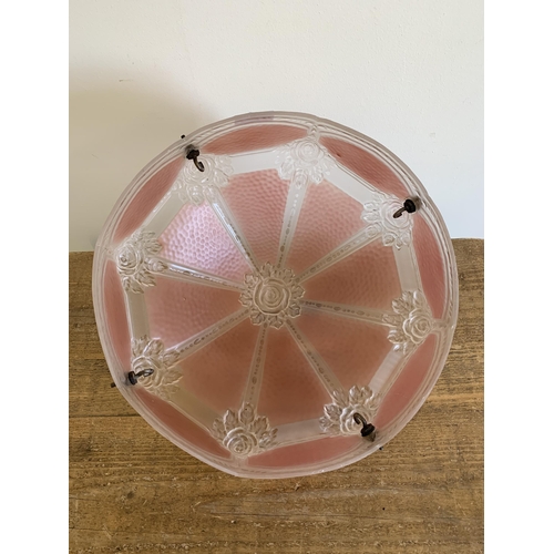 90 - A vintage Art Deco style glass light shade, 13