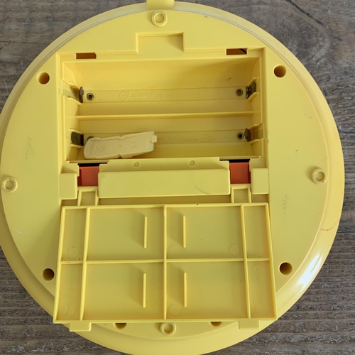 31 - A vintage Tomy 'Grandstand Munchman' handheld game (signs of use, untested)
