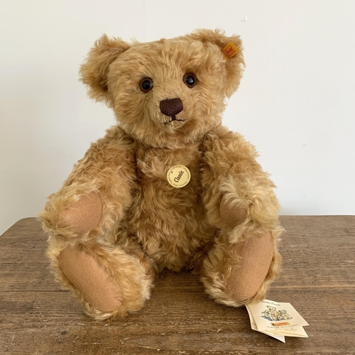 45 - A boxed Steiff Classic growling teddy bear, height approx. 18