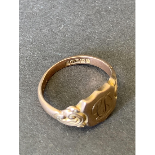 120 - A 375 rose gold shield shape ring, engraved initials to centre, approx. size W, weight approx. 7.2g