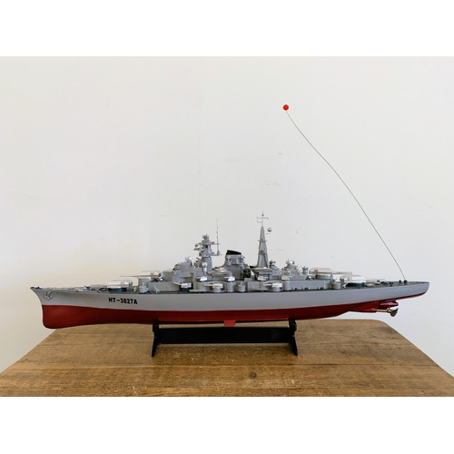 20 - A boxed Heng Tai HT-3827A 1:360 scale radio controlled model battleship (untested)