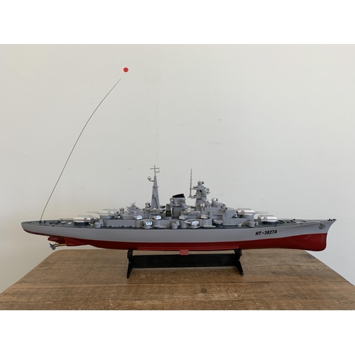 20 - A boxed Heng Tai HT-3827A 1:360 scale radio controlled model battleship (untested)