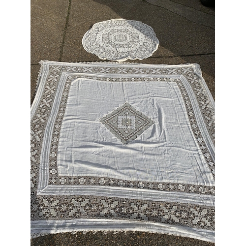 229 - A large vintage cotton and crochet table cloth, approx. 92