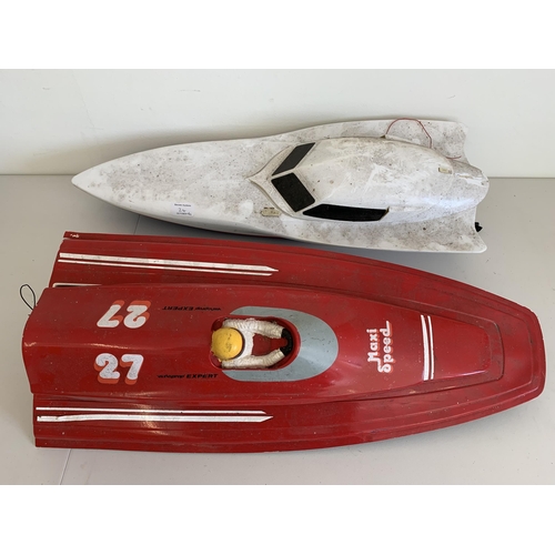 24 - A vintage plastic 'Varioprop Expert' speedboat, battery operated, hull contains electronics together... 