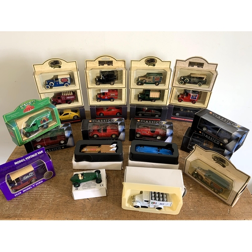 30 - A selection of mixed boxed collectors cars including Lledo and Classico etc