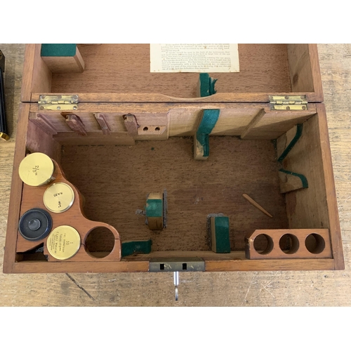 303 - A late Victorian J Swift & Son London Portable  Histological Microscope circa 1899, Patent No.24960,... 