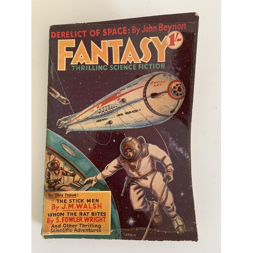 73 - An interesting large collection of vintage American sci-fi themed comic books, the earliest includin... 