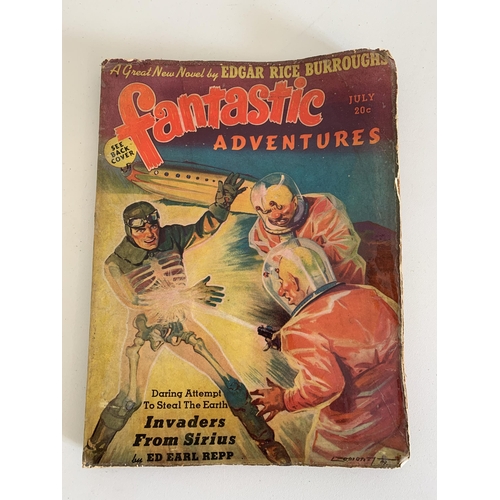 73 - An interesting large collection of vintage American sci-fi themed comic books, the earliest includin... 