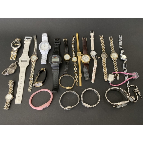 89 - A mixed lot of fashion wristwatches