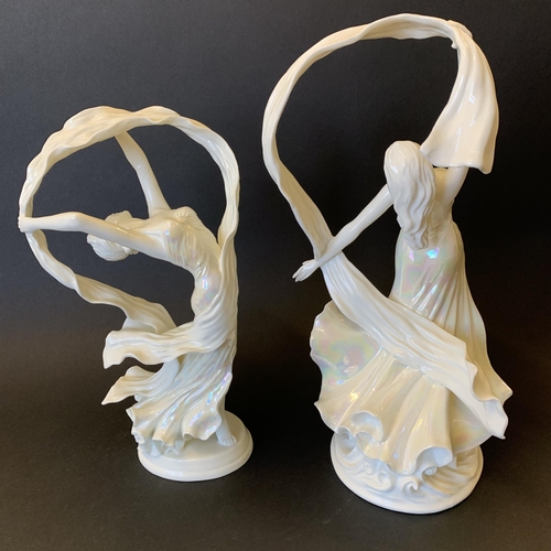 194 - Royal Worcester 1991 porcelain figurine 'Spirit of the Dance' limited edition 231/5000, 9 1/2