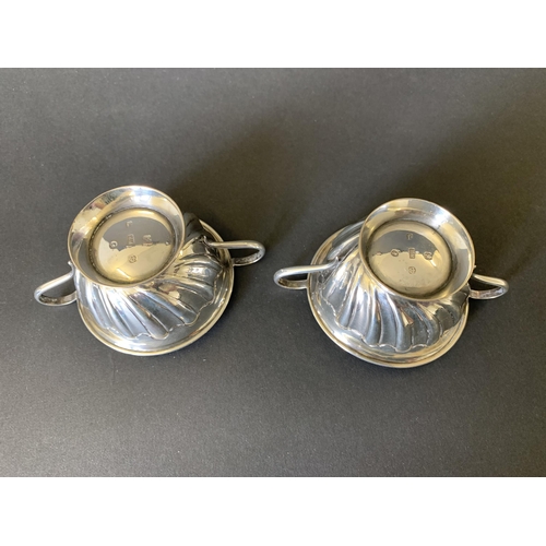 142 - A pair of Victorian hallmarked silver salts, Sheffield 1882, Harrison Brothers & Howson, 2 1/4