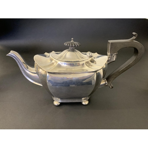 159 - A hallmarked silver three piece tea set, Birmingham 1912, maker Joseph Gloster Ltd, total weight app... 