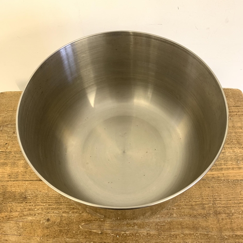 17 - A large modern punch bowl, 12 3/4