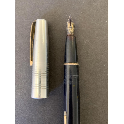 247 - A vintage Watermans draw ink pen with 14ct gold nib (signs of use and wear)