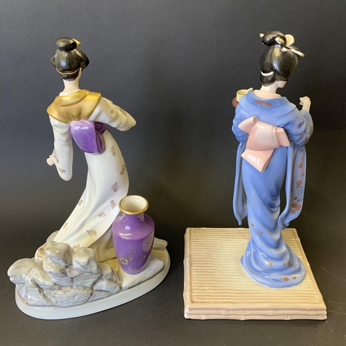 66 - Two circa 1990/91 Franklin Mint porcelain Oriental style figurines 'Princess of the Plum Blossoms', ... 