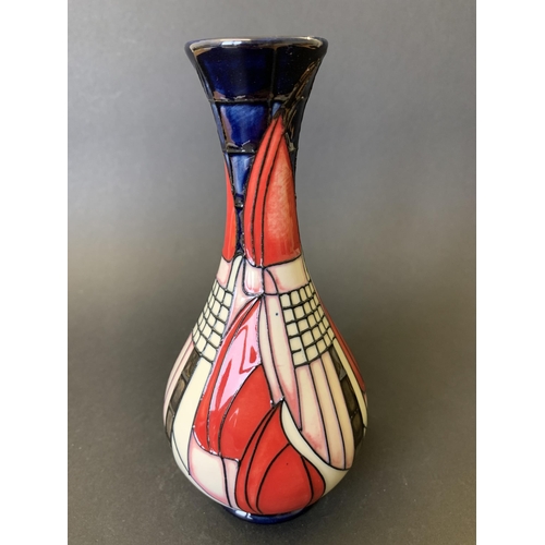 82 - Moorcroft unidentified pattern Master Trial vase, marked to base 'Trial 16/2/15 Master', 6 1/2