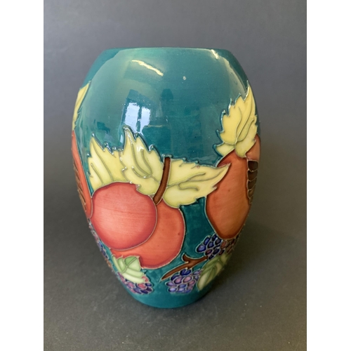 84 - Moorcroft 'Peach and Raspberry' pattern vase, approx. 5 1/4