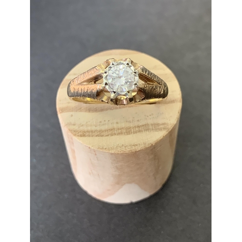 137 - A 9ct gold ring with large central diamond, approx. size U, weight approx. 4.5g