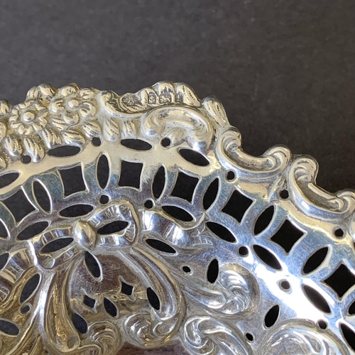 165 - An Edwardian silver pierced bon bon dish, Birmingham 1905, maker Adie Brothers Ltd, 5 1/4