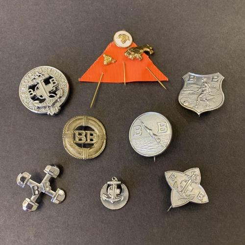 173 - A selection of vintage Boys Brigade badges together with some Buffaloes pins