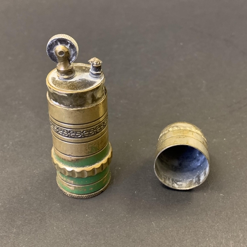 205 - A WW1 era trench art style lighter (a few dents to lid)