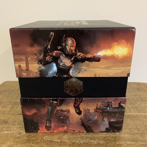 213 - A boxed Star Wars 'The Old Republic' Collectors Edition, includes a figure of Darth Malgus, journal,... 