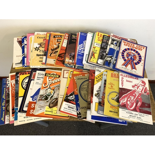 255 - A selection of vintage 1960's/70's speedway programmes, countrywide, approx. 100