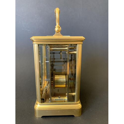 262 - An antique Barraund & Lunds brass carriage clock with key, 6 1/2