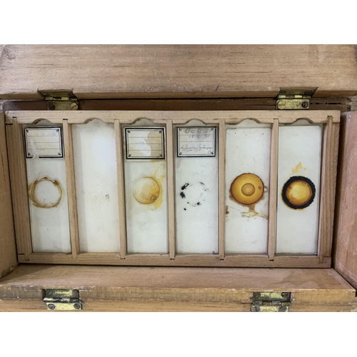 283 - A box of mainly 1901 dated microscope slides, subjects include spider, butterflies, sunflowers plus ... 