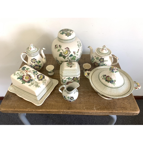 286 - Two large boxes of Masons and Masons style Paynsley pattern dinner wares etc