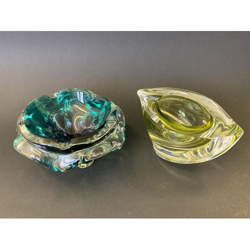 356 - Two Murano style art glass items, a turquoise ashtray and a yellow bowl (chip on top edge of yellow ... 