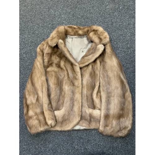 402 - A vintage fur jacket and a vintage fur stole