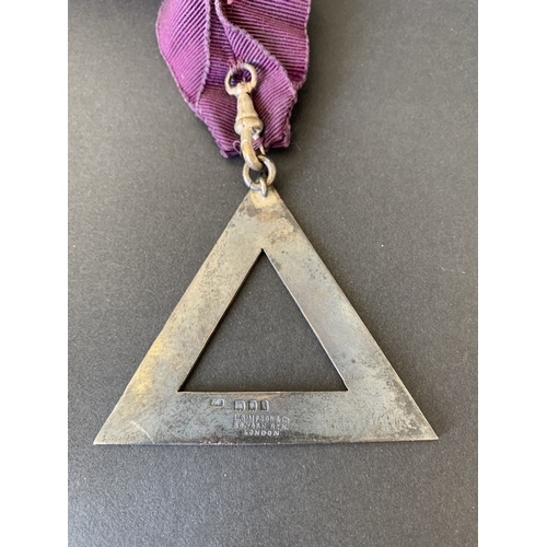 239 - A vintage hallmarked silver Royal Arch of the Ancient Order of the Druids Masonic triangle neck badg... 