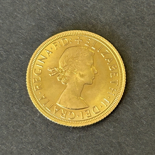 142 - A 1966 full sovereign (circulated condition)