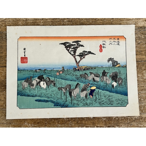 410 - Five antique Japanese woodblock prints believed to be by Utagawa Hiroshige (1797-1858), these appare... 