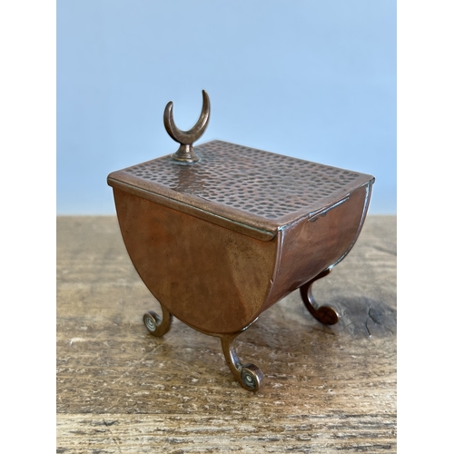 89 - A box of mixed metalwares including a copper kettle, J Picard & Co Regent St lidded copper small box... 
