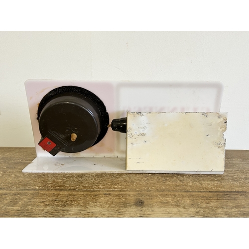 354 - A vintage formally electric 'Guinness Time' advertising clock, approx. 11 3/4