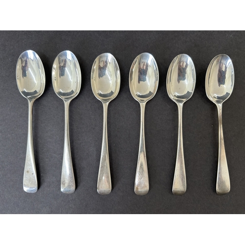 170 - A set of six hallmarked silver teaspoons, combined weight approx. 90g (some bowls with wear)