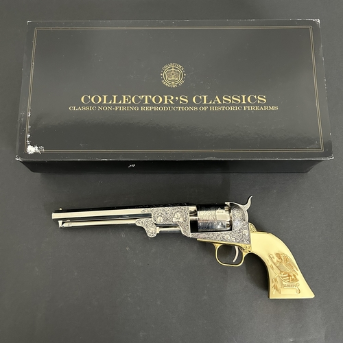 368 - A new and boxed replica of a Colt 36 cal 1861 Navy revolver, all moving parts, inert (over 18's only... 