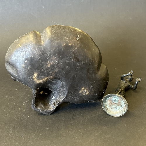 84 - An Art Nouveau style bronze female figure, approx. 6