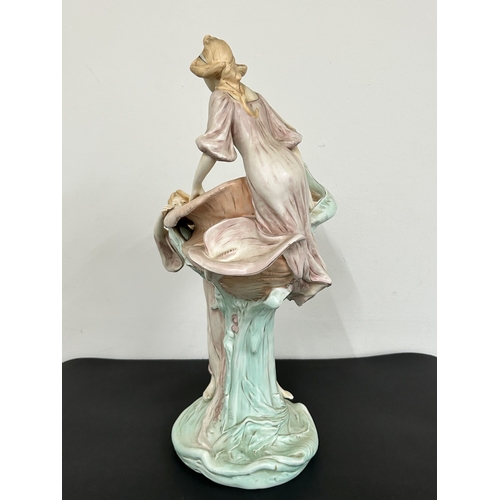 100 - A large Royal Dux Art Nouveau porcelain figure group of two females with a large shell, approx. 19 1... 