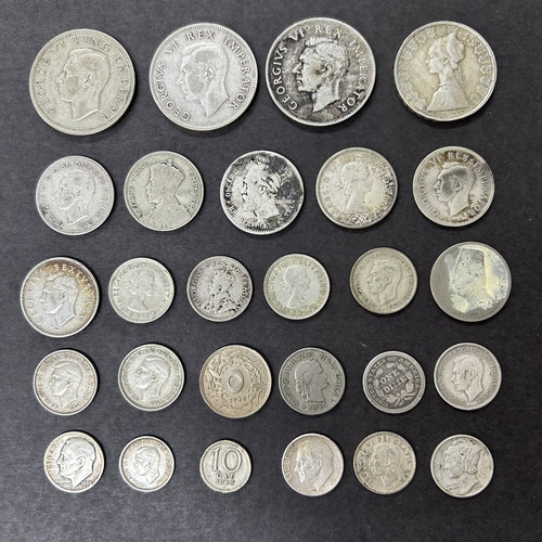 128 - A mixed lot of world coins with silver content, weight approx. 135g