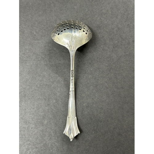 182 - A hallmarked silver sugar sifter spoon, Sheffield 1906, weight approx. 25g