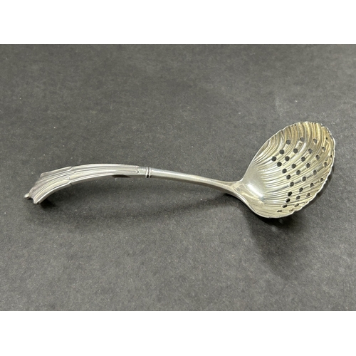 182 - A hallmarked silver sugar sifter spoon, Sheffield 1906, weight approx. 25g