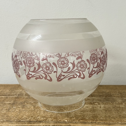 74 - A vintage brass base oil lamp with glass shade, approx. 22