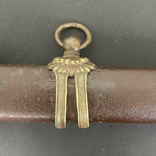 202 - A Shin-Gunto mounted Japanese Officers Katana in a brown lacquered Saya with military mounts, visibl... 