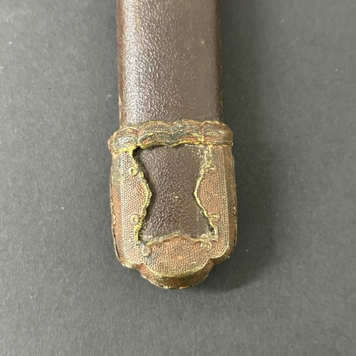 202 - A Shin-Gunto mounted Japanese Officers Katana in a brown lacquered Saya with military mounts, visibl... 