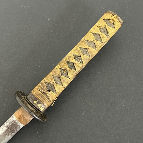 212 - A Japanese Wakizashi sword with polished blade, unusual Tsuba and well used Tsuka, with Menukis, bla... 