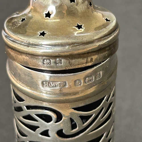 129 - Matching hallmarked silver open salt and pepperette, silver weight approx. 35g