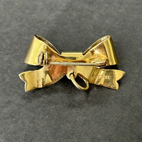 161 - A 9ct gold bow brooch, weight approx. 2.5g